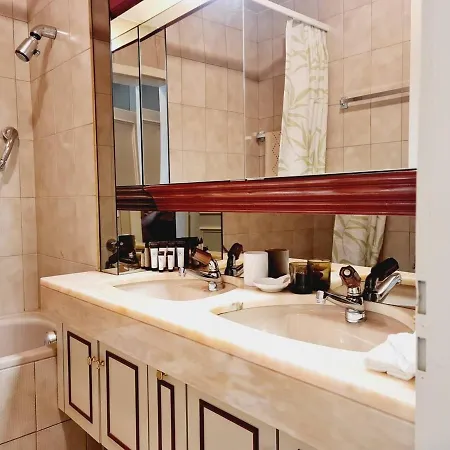 Lovely 3-Bed Apartment In Veytaux Apartamento *