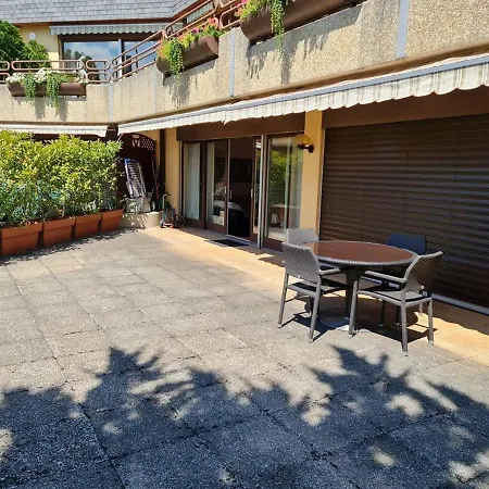 Daire Lovely 3-Bed Apartment In Veytaux