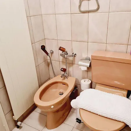 Lovely 3-Bed Apartment In Veytaux *